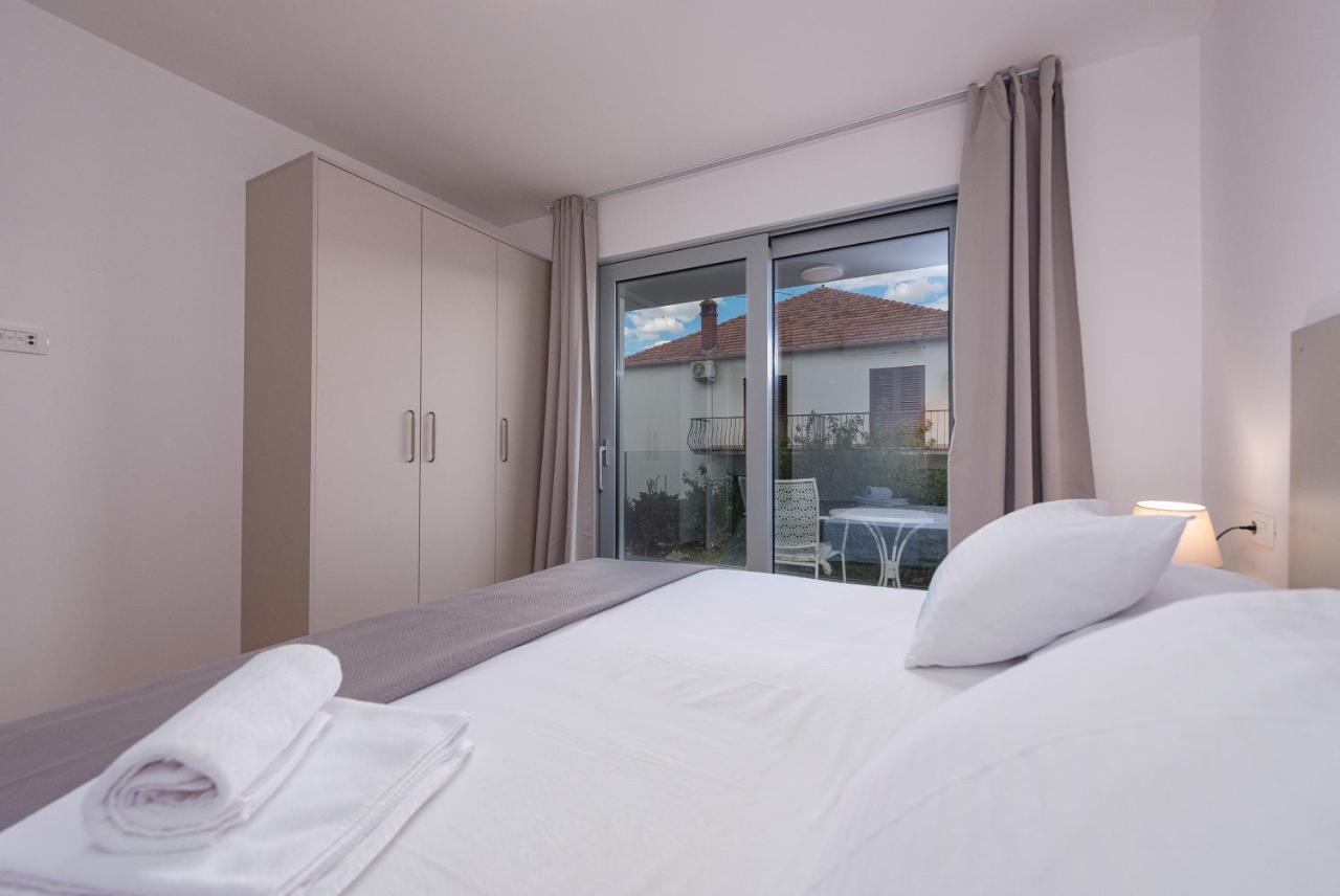 & Niko Apartament Sukošan