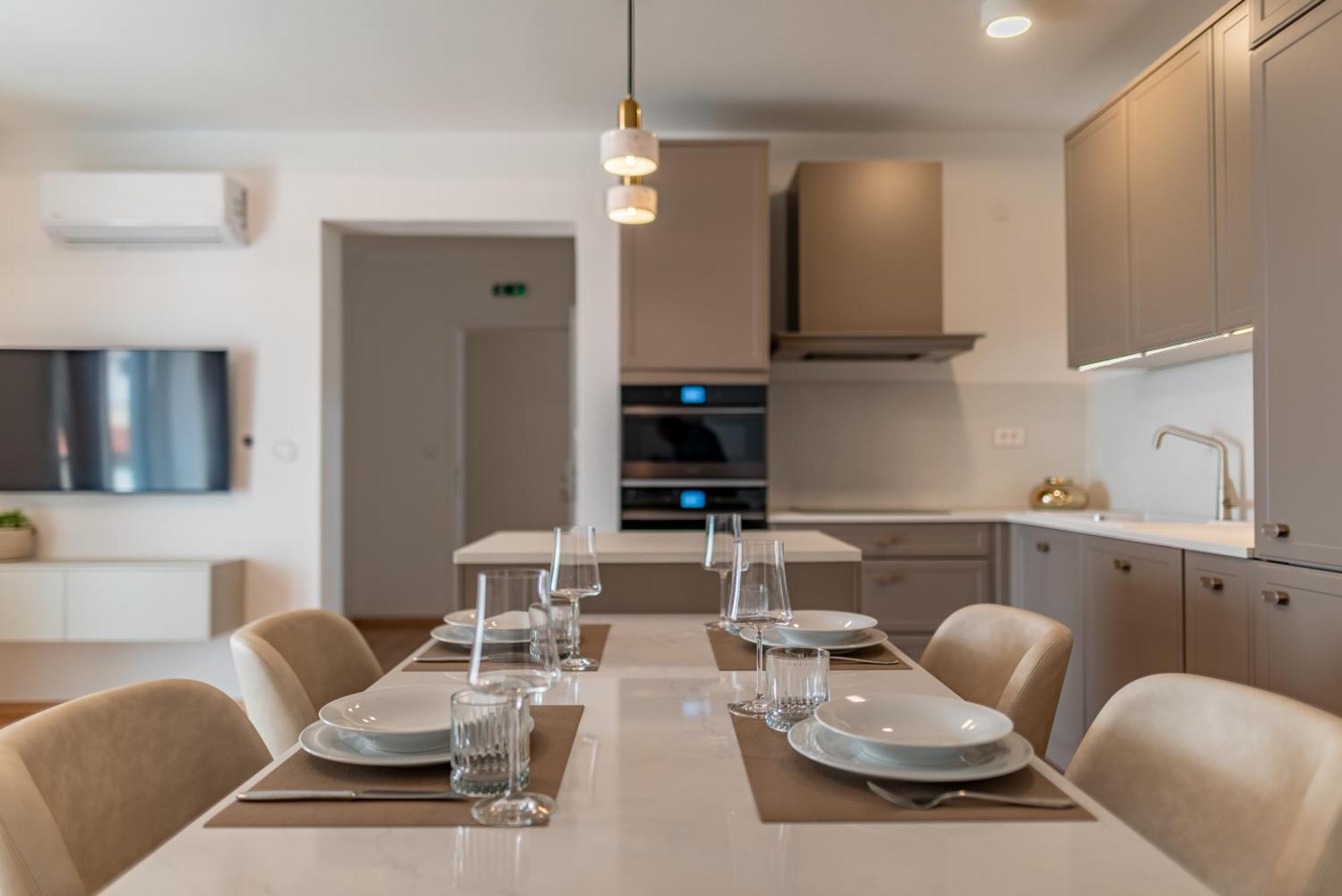& Niko Apartment *
